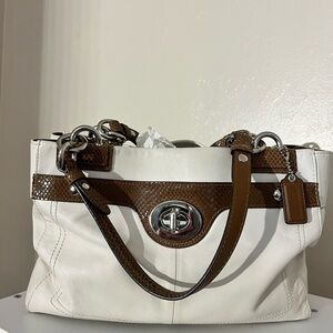 COACH Penelope Carryall